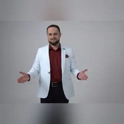 曾轩菲